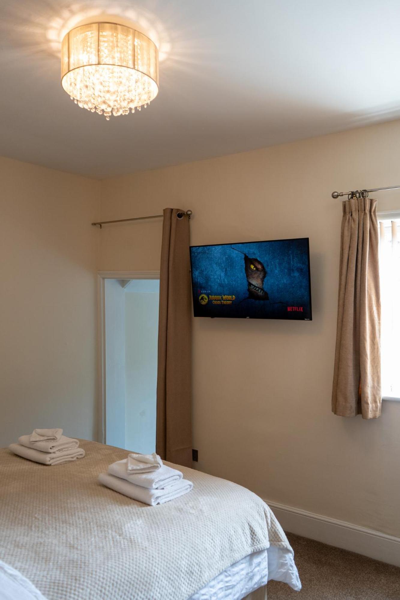 The Plumb Townhouse In Warwick Centre Villa Exteriör bild