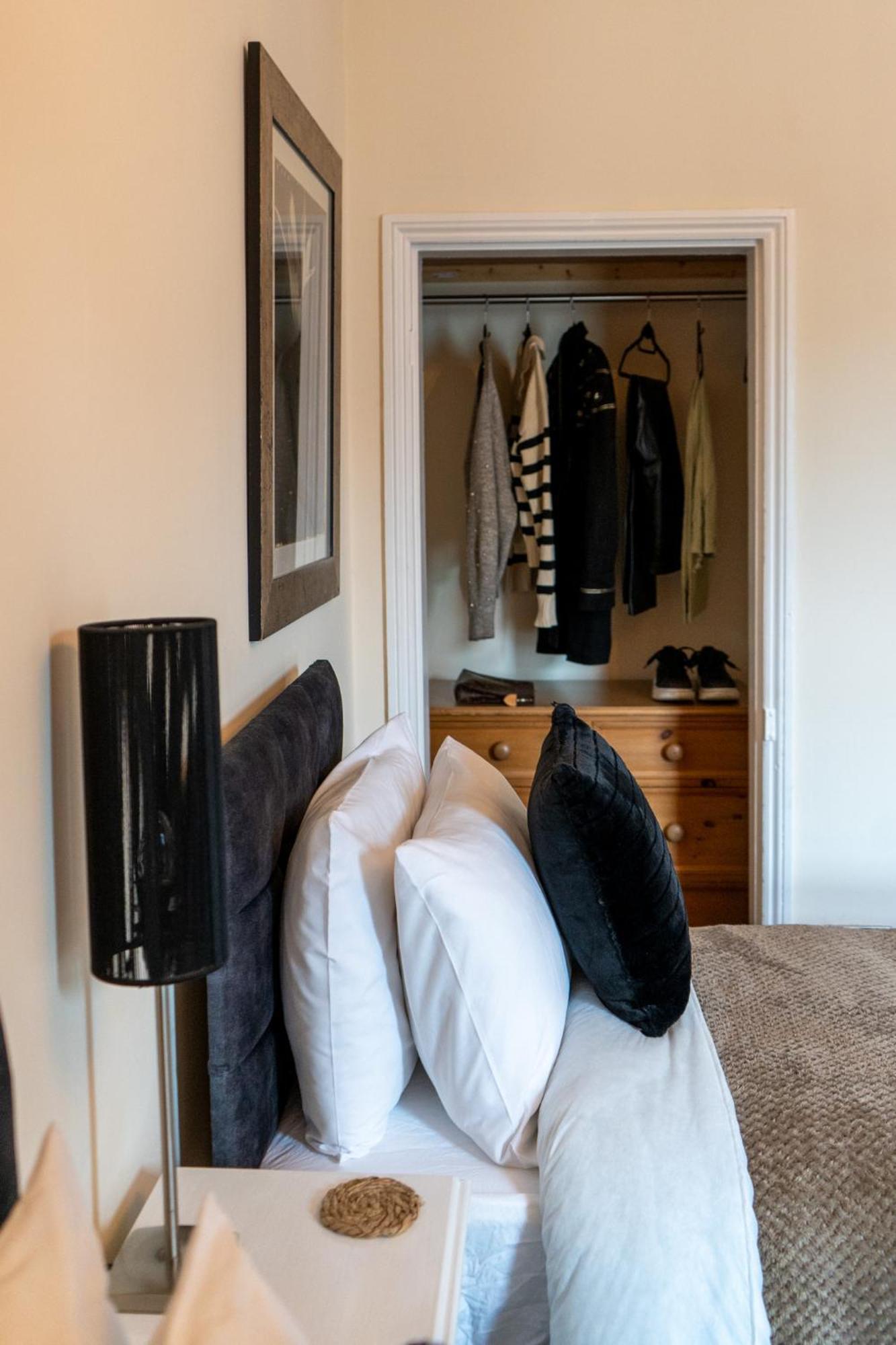 The Plumb Townhouse In Warwick Centre Villa Exteriör bild
